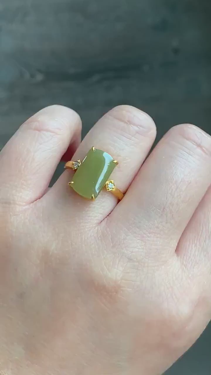 Certified Natural Burmese Icy Translucent Yellow Jadeite Saddle Ring Size 7 18K Yellow Gold & Diamonds 天然老种缅甸冰寿黄翡翠马鞍钻石镶嵌戒指