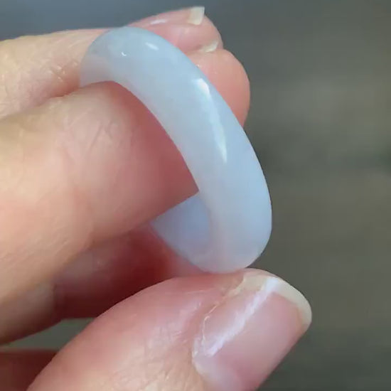 Natural Burmese Translucent Icy Purplish White Jadeite Band Ring Size 7.75 天然缅甸糯冰淡紫翡翠戒圈 DZJ522B