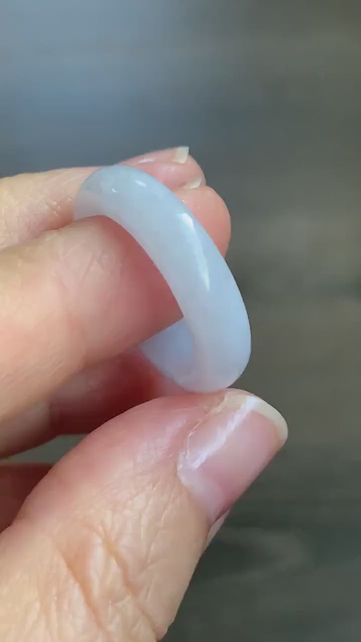 Natural Burmese Translucent Icy Purplish White Jadeite Band Ring Size 7.75 天然缅甸糯冰淡紫翡翠戒圈 DZJ522B